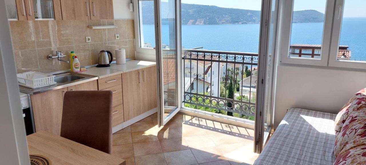 Lala Appartement Herceg Novi Buitenkant foto